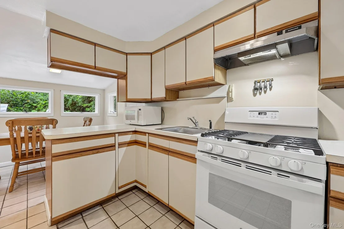 Photo of 25 Sylvan Trail