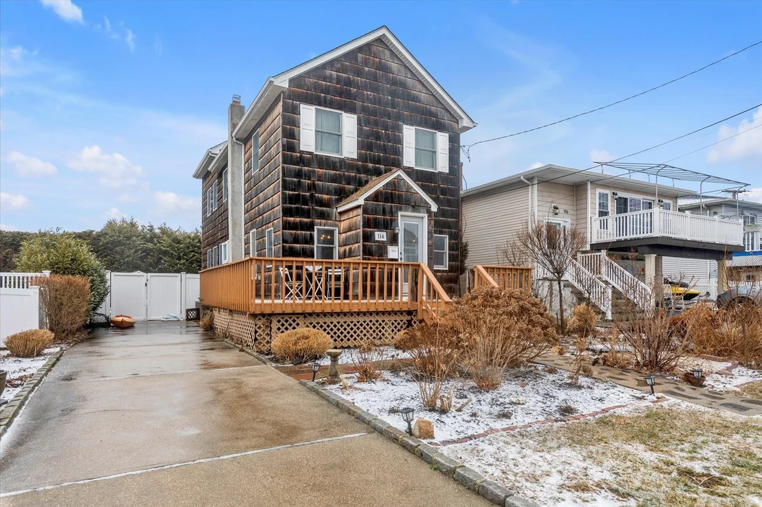 Photo of 114 North Road