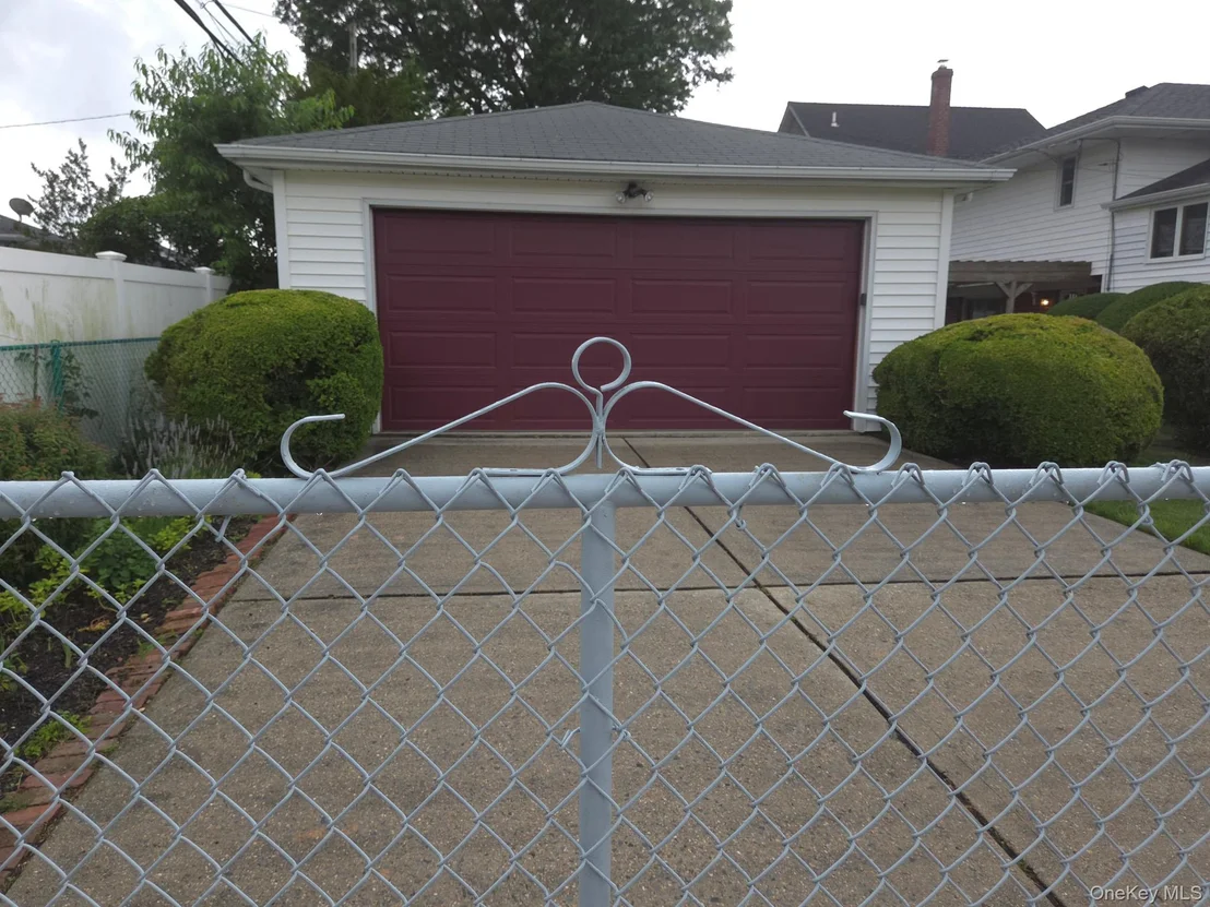 Photo of 51 Eileen Avenue