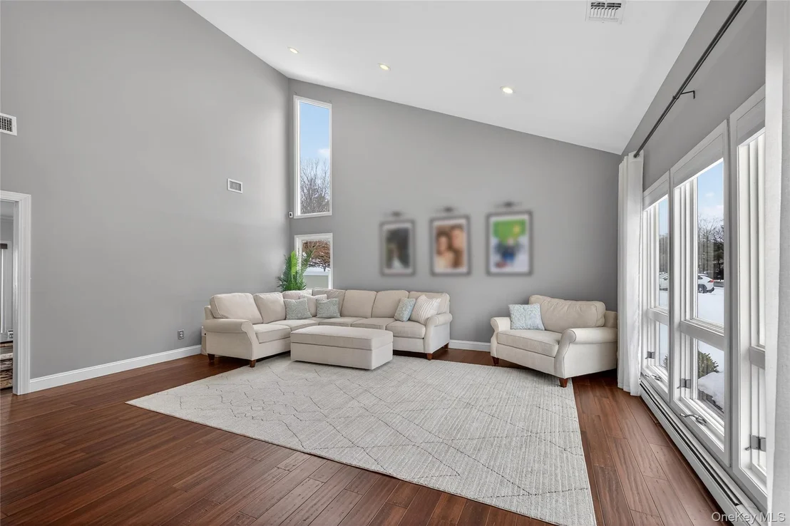 Photo of 53 Timber Ridge Drive