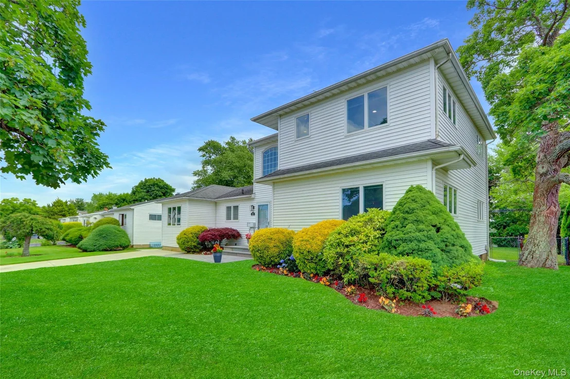 Photo of 23 Lillian Lane
