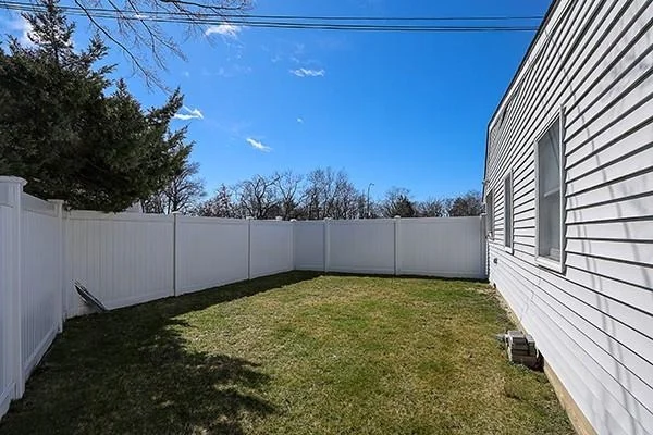 Photo of 109 Loring Road