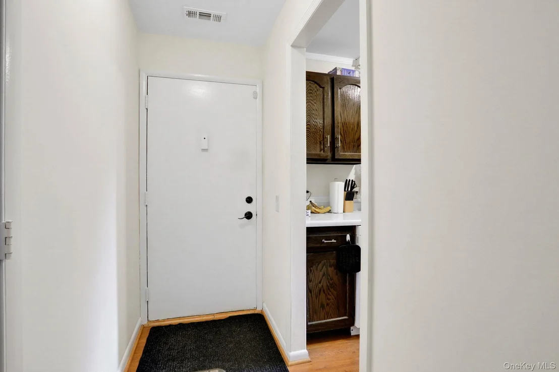 Photo of Unit E at 302 Commons Way