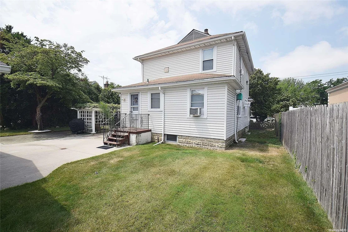 Photo of 196 Park Avenue