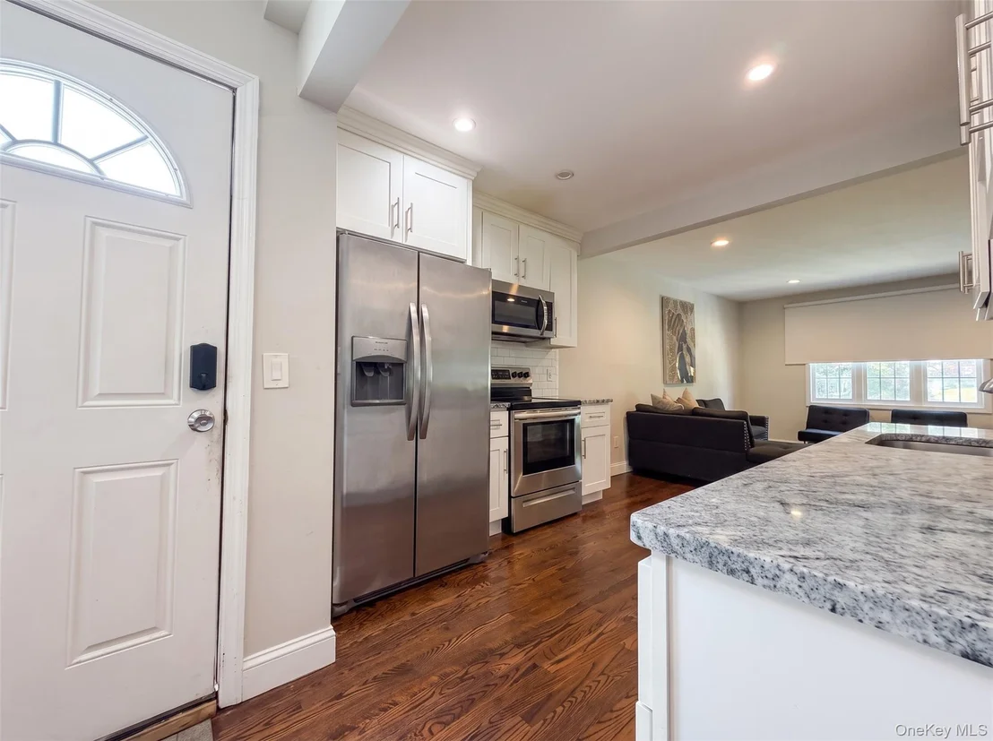 Photo of 390 Central Islip Boulevard