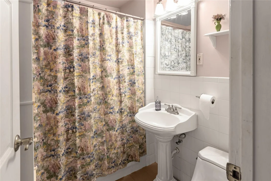 Photo of 17 Ackerman Road