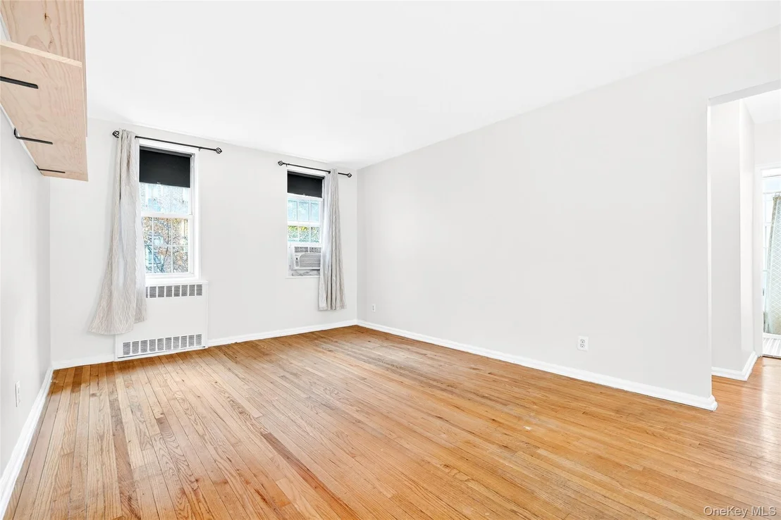 Photo of Unit A36 at 770 Bronx River Road