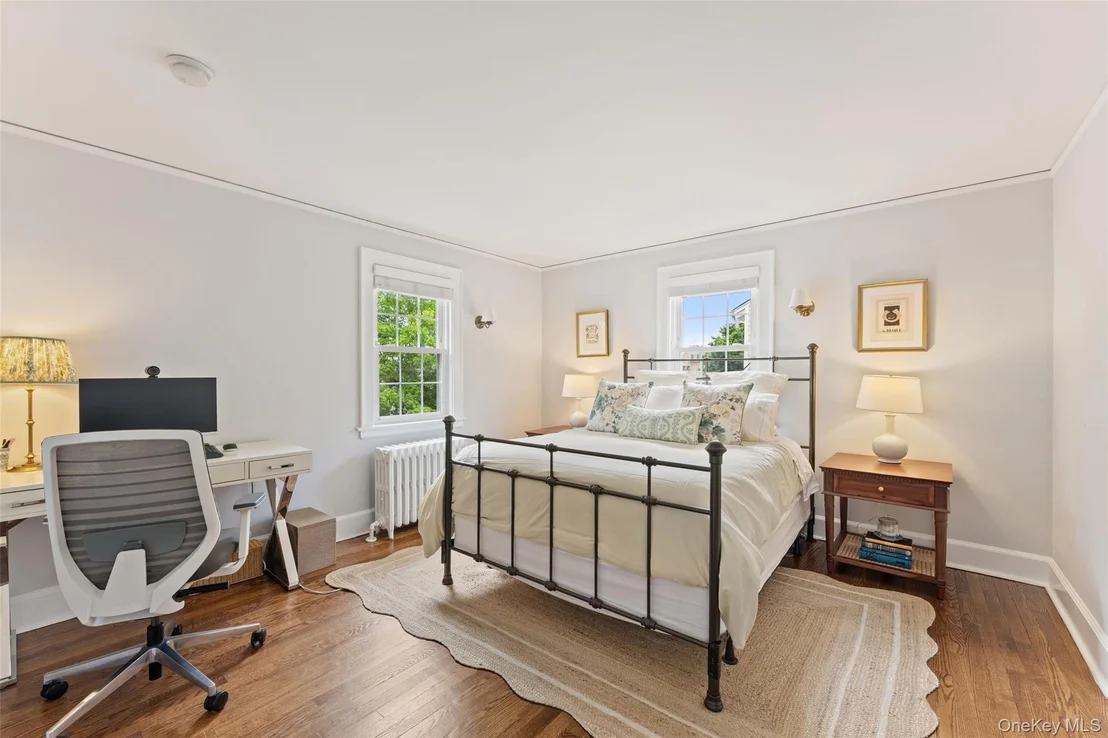 Photo of 25 Pinebrook Road