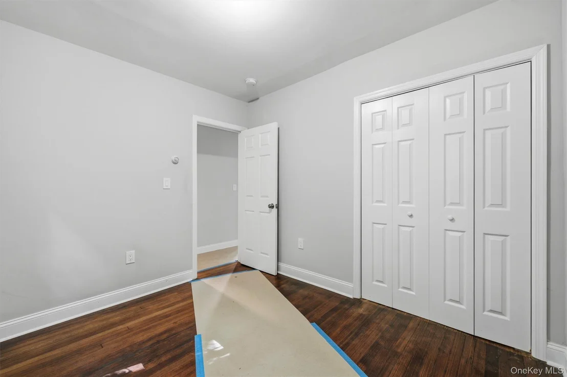 Photo of 669 N Division Street