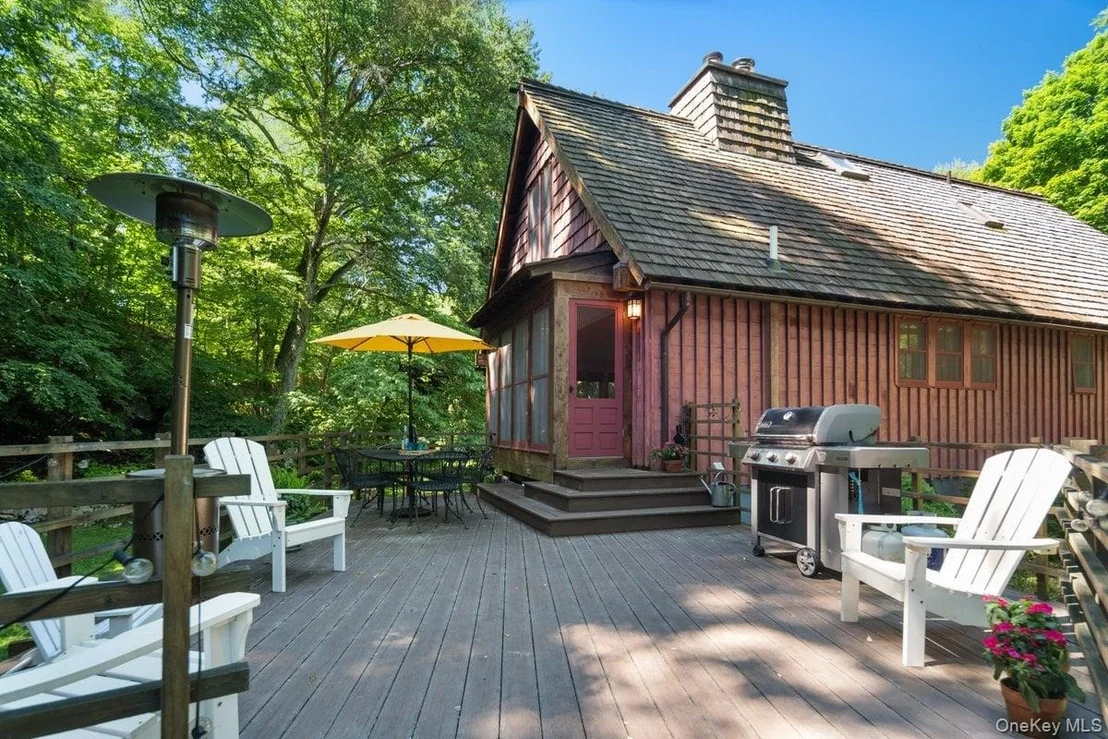 Photo of 1821 Spring Valley Road