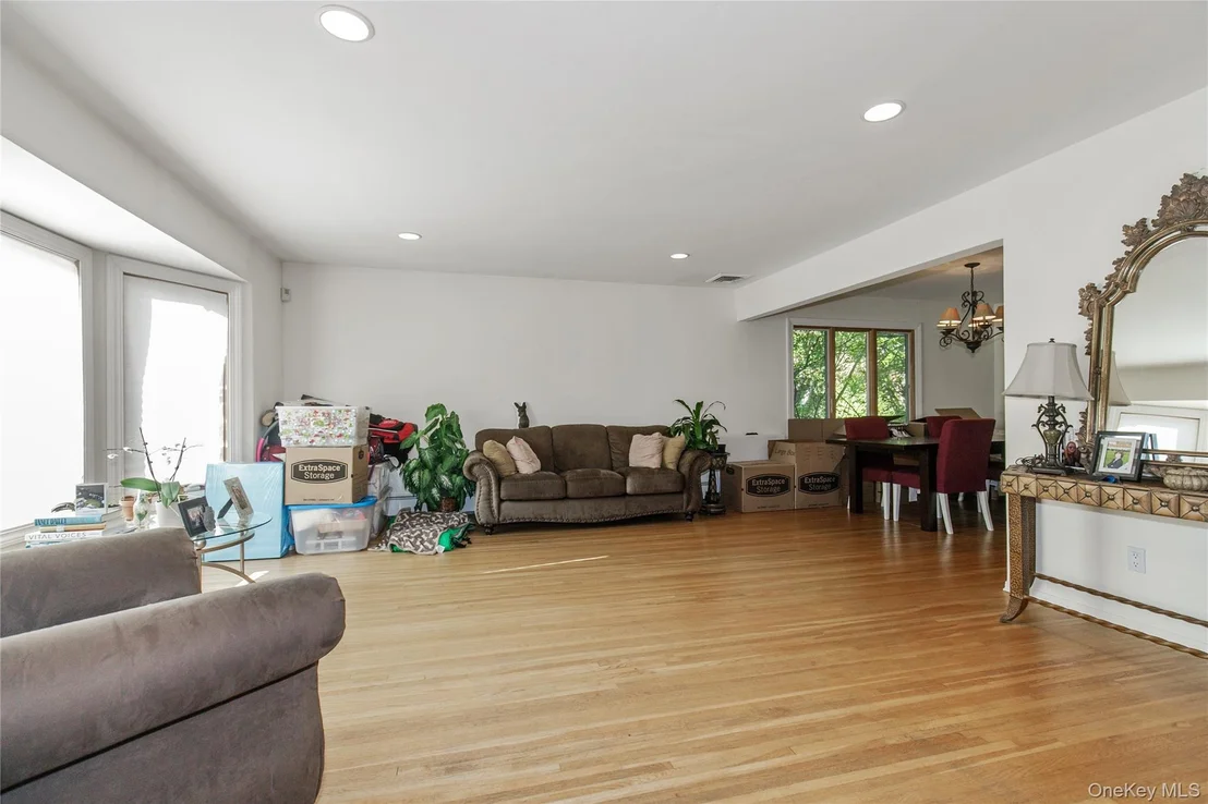 Photo of 61 Mitchell Avenue