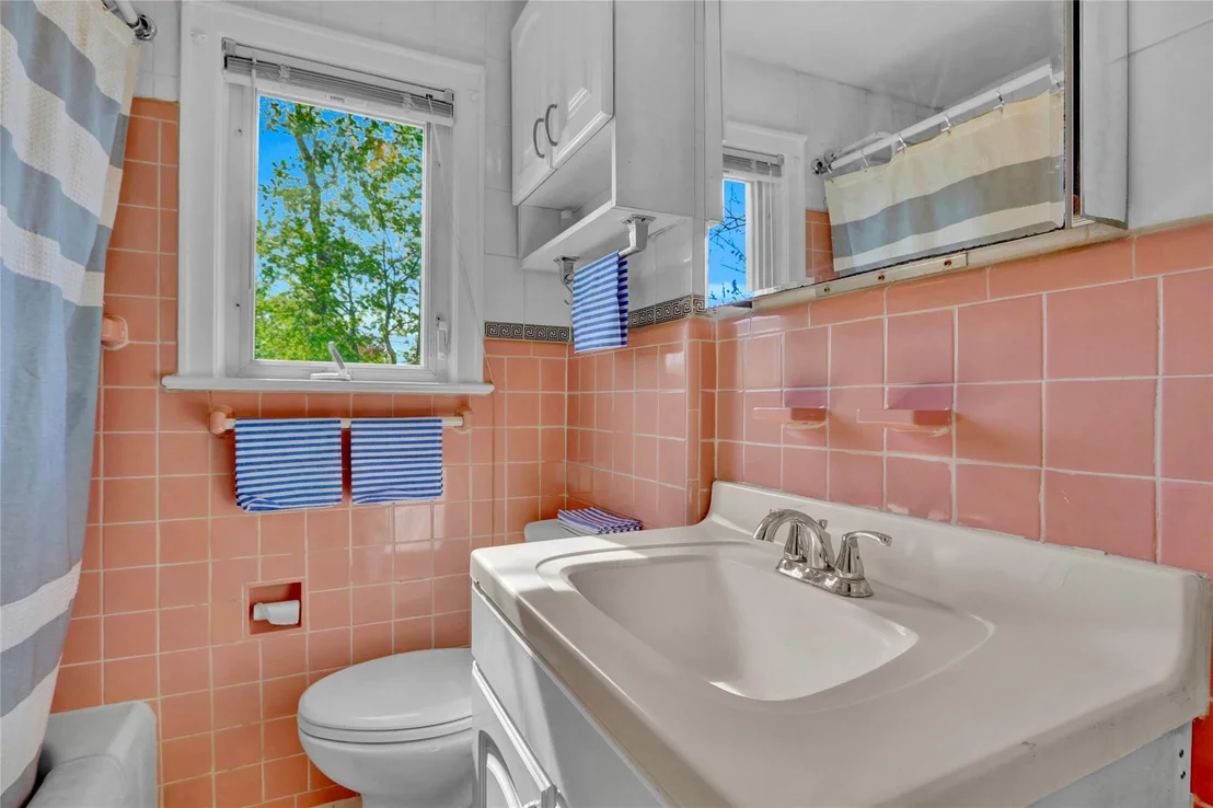 Photo of 255 Ocean Avenue