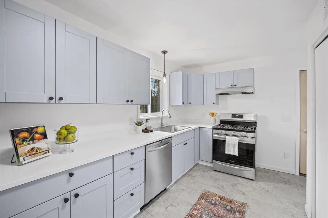 Photo of 4 Hennessey Place
