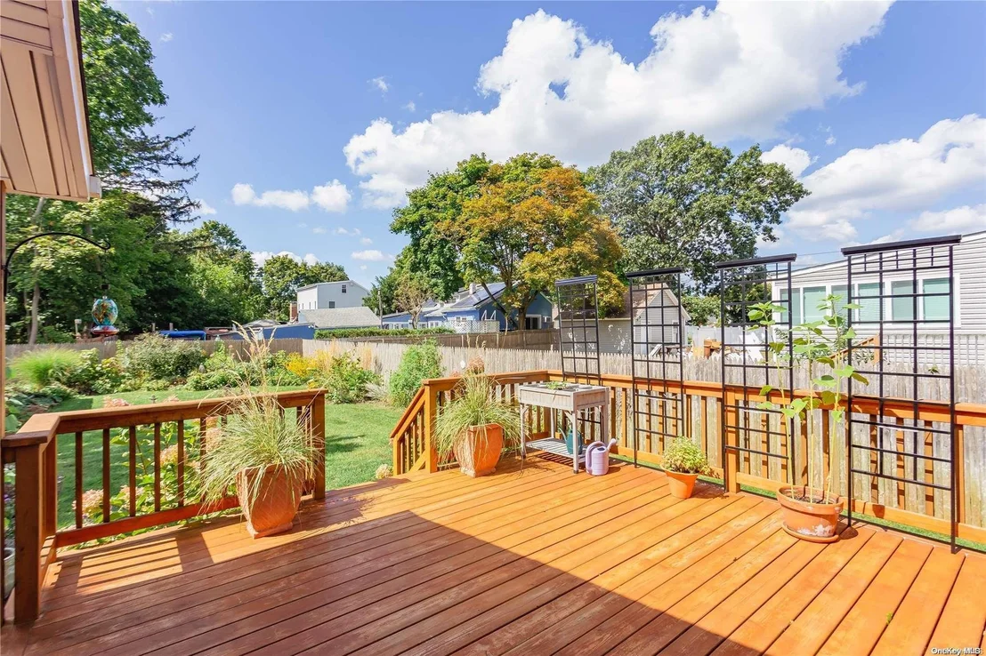 Photo of 164 Wilson Boulevard