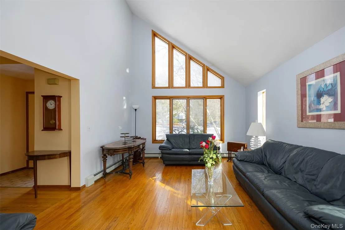Photo of 5 Chestnut Ridge Road