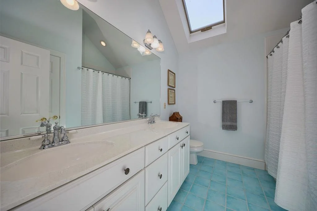 Photo of 57 Coachlight Drive