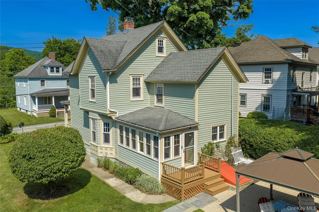 Photo of 17 Spring Street