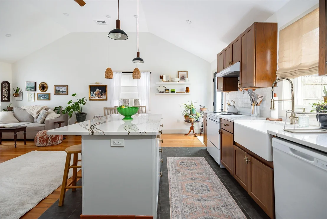 Photo of 6 De Laval Place