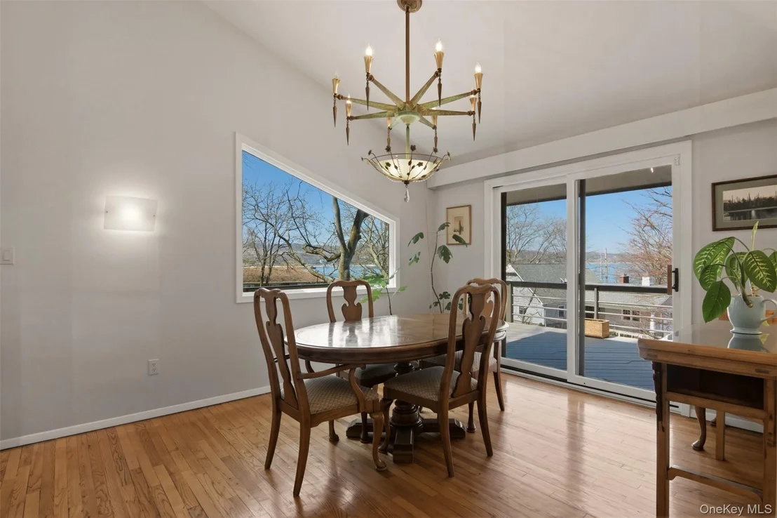 Photo of 6 Laurel Way
