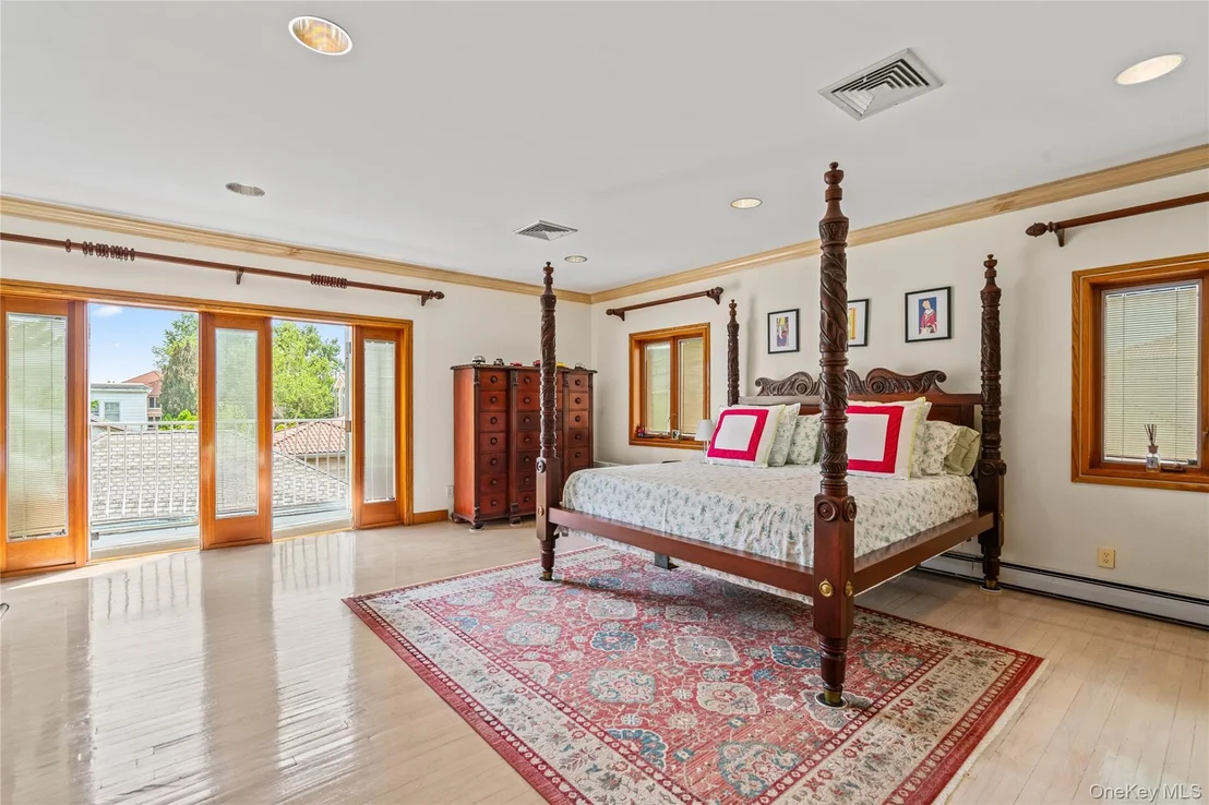 Photo of 6 Summit Place