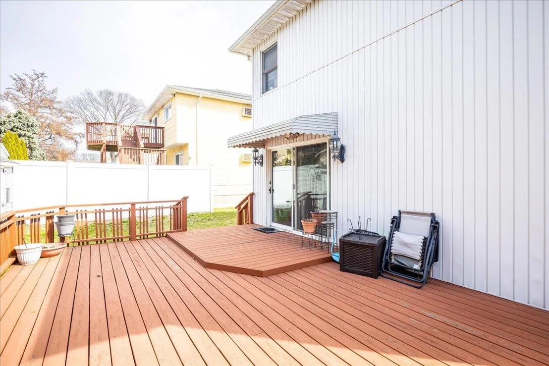 Photo of 192 Doris Avenue