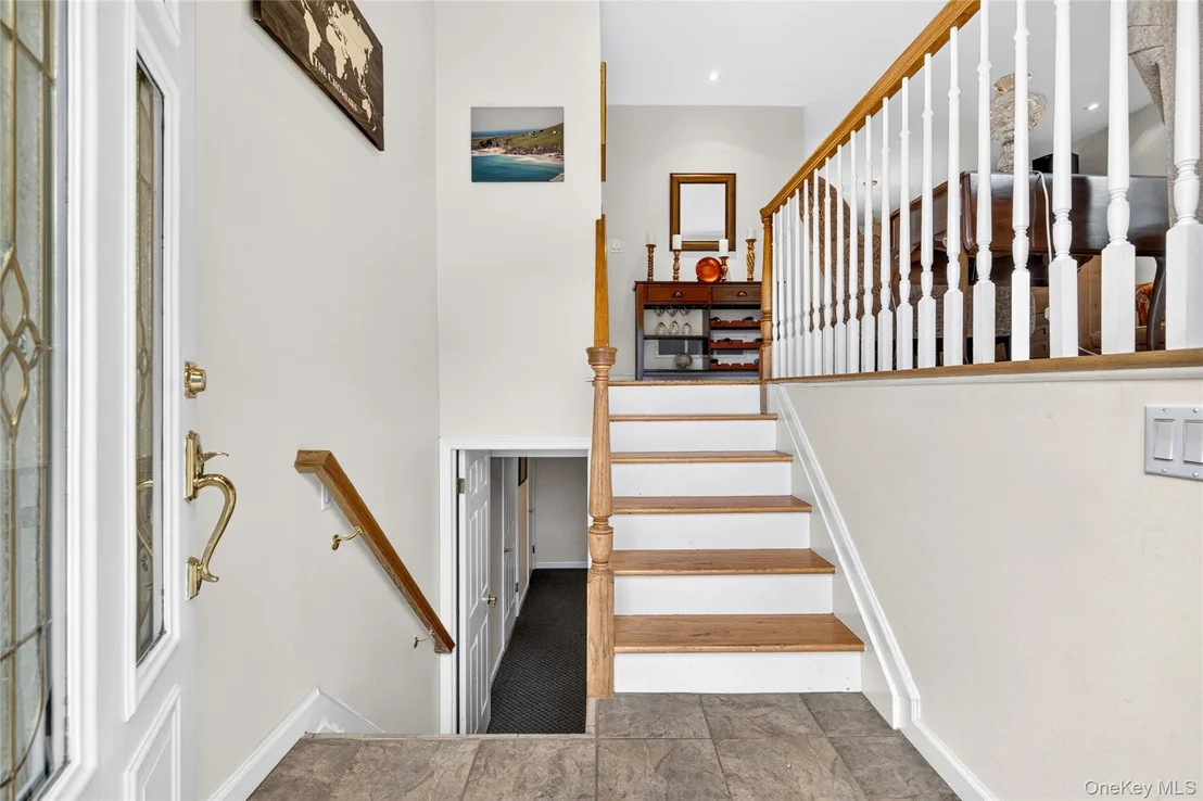 Photo of 32 Sengstacken Drive
