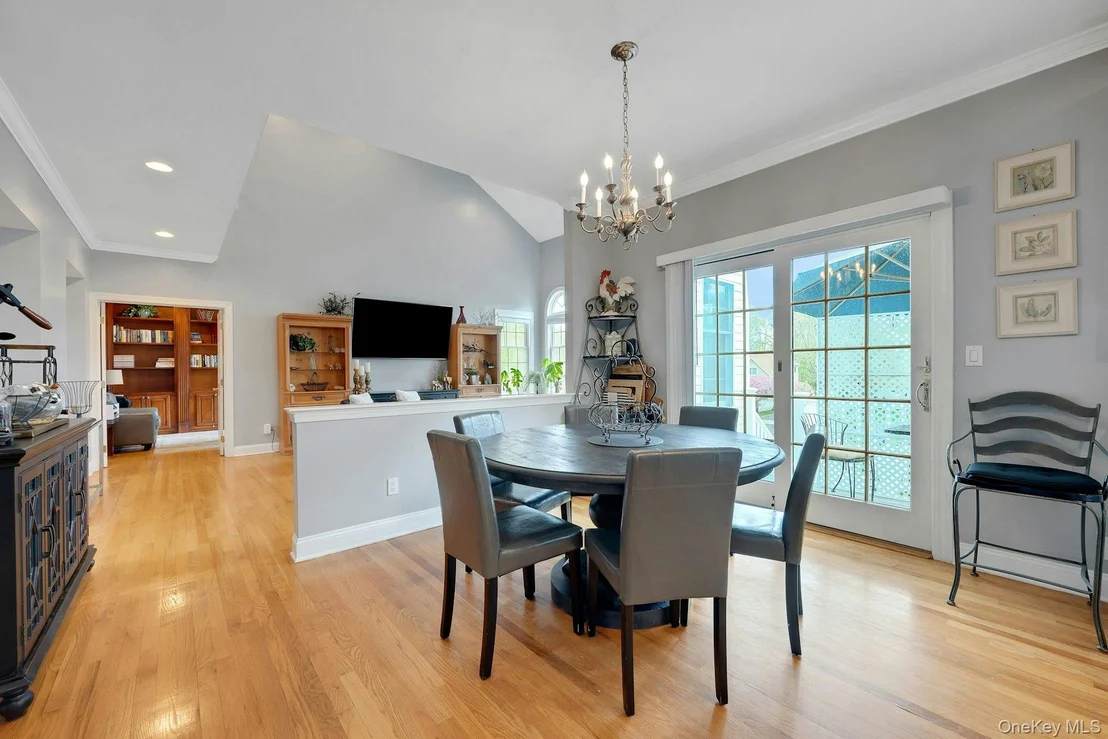 Photo of 34 Eagle Court