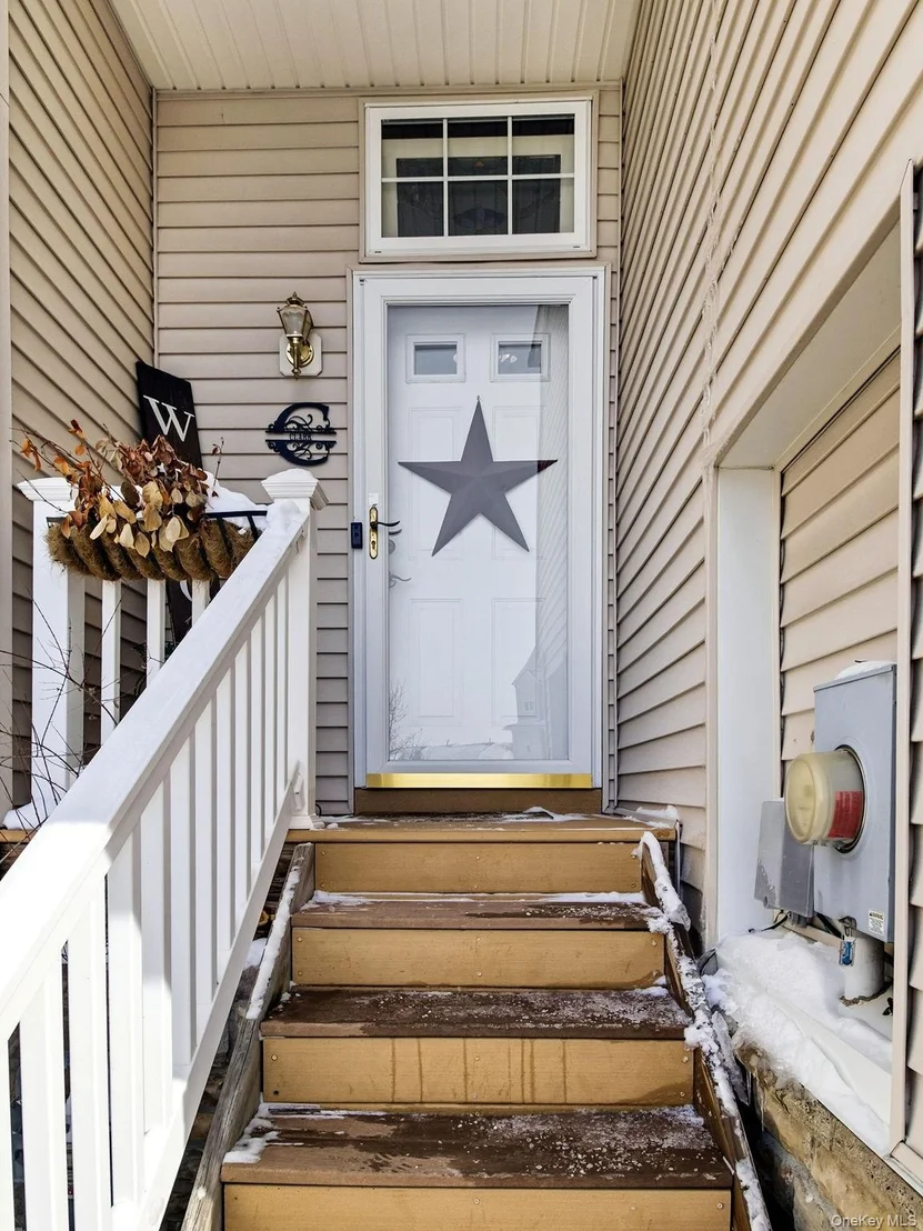 Photo of 1604 Pondview Loop