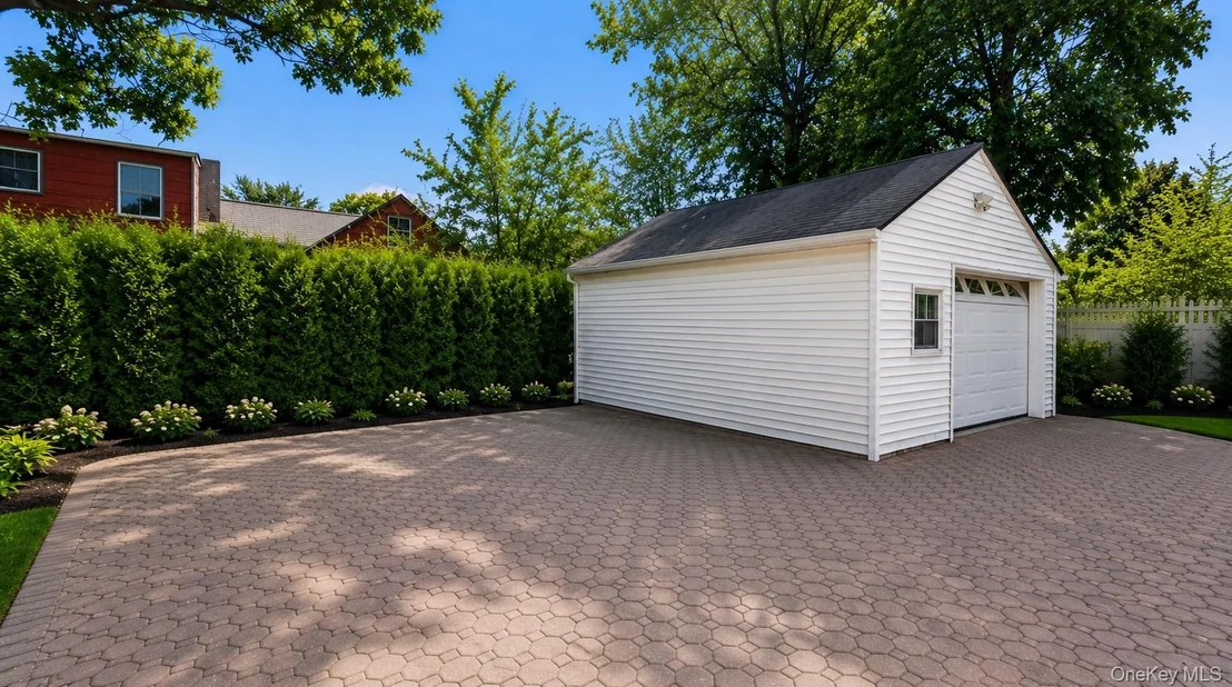Photo of 136 Elm Street