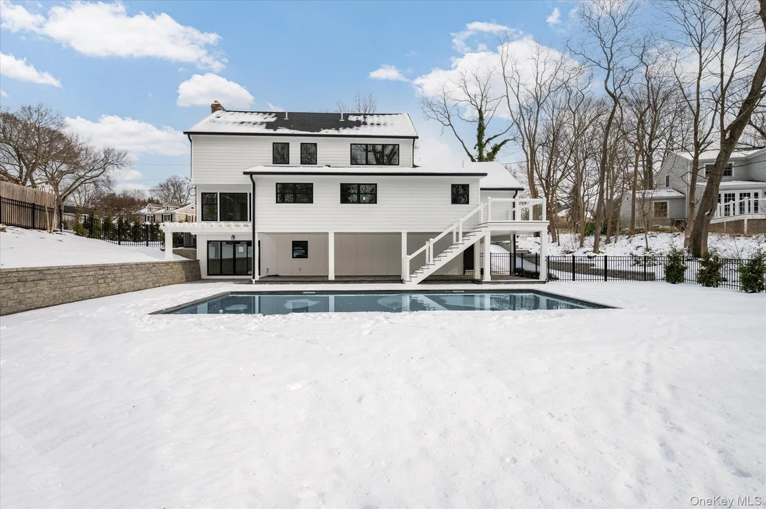Photo of 20 Fox Hunt Lane
