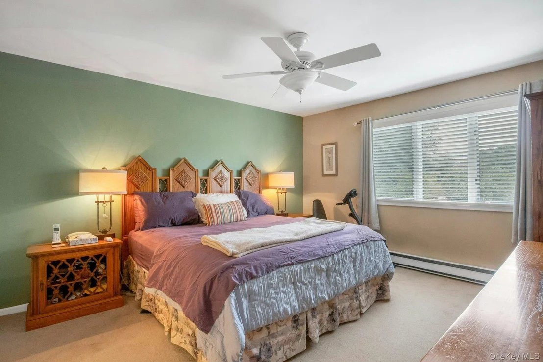 Photo of 35 Krystal Drive