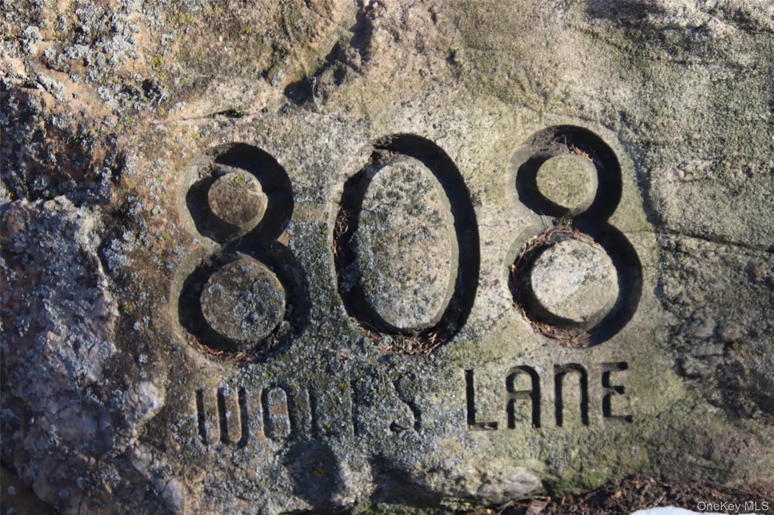 Photo of 808 Wolfs Lane