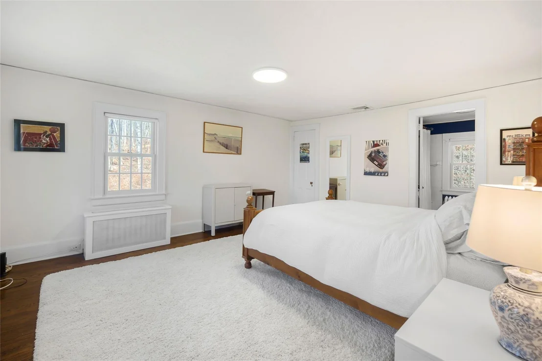 Photo of 10 Whippoorwill Road