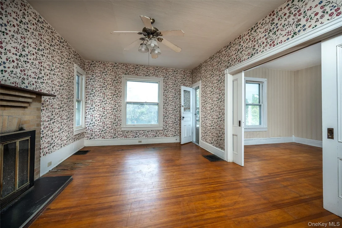 Photo of 39 Hamilton Avenue