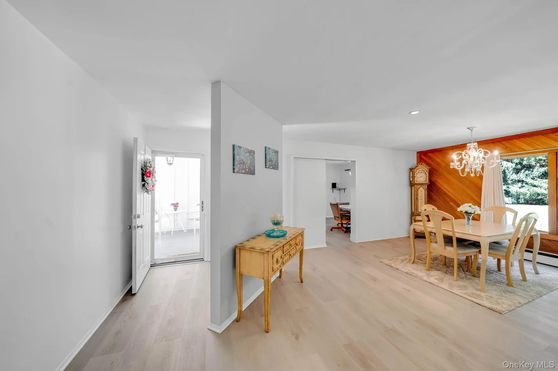 Photo of 1011 Old Town Road