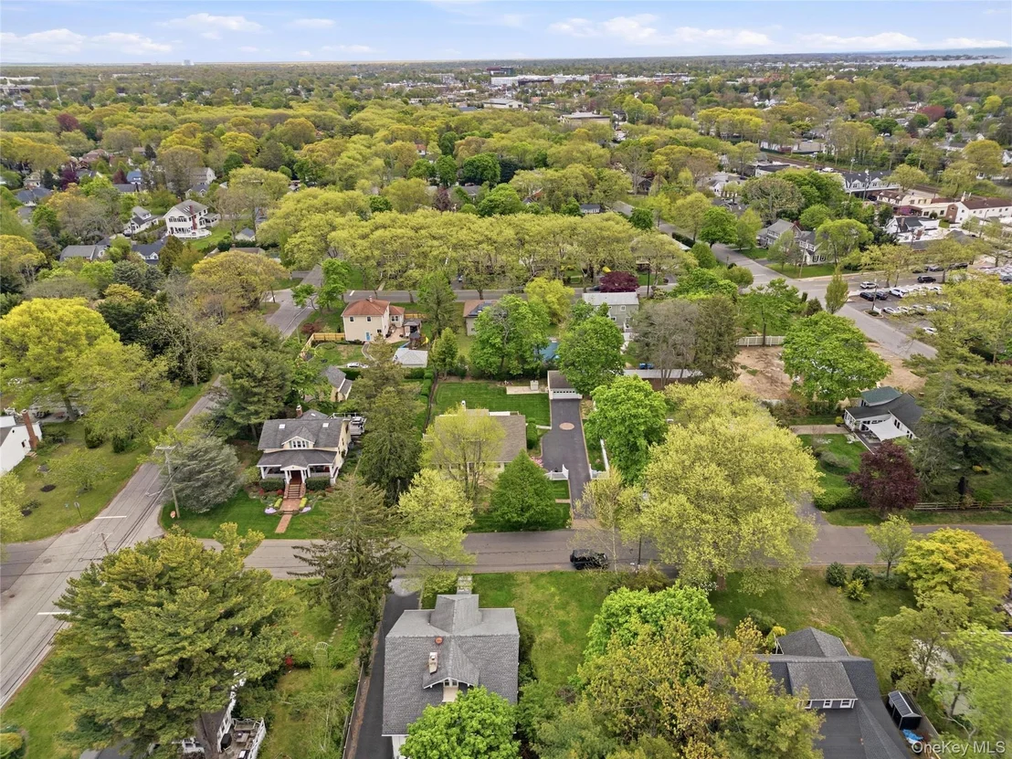 Photo of 414 Potter Boulevard