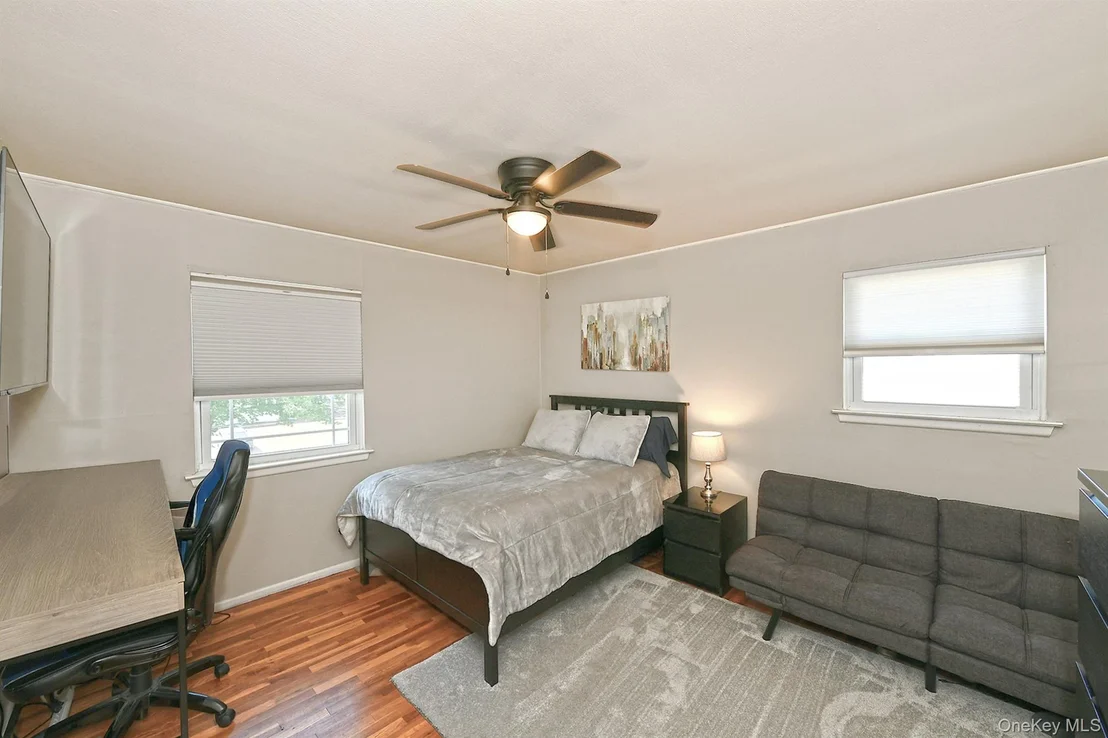 Photo of 42 Montrose Drive