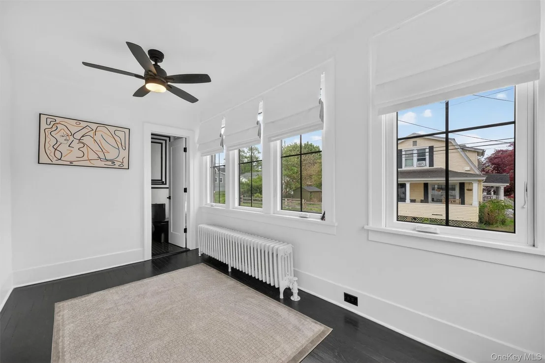 Photo of 32 Dutchess Terrace