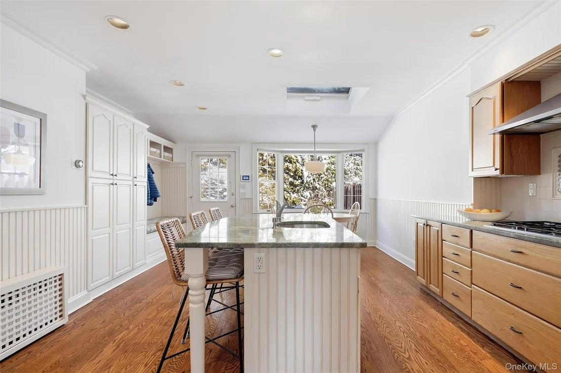 Photo of 17 Emerson Place