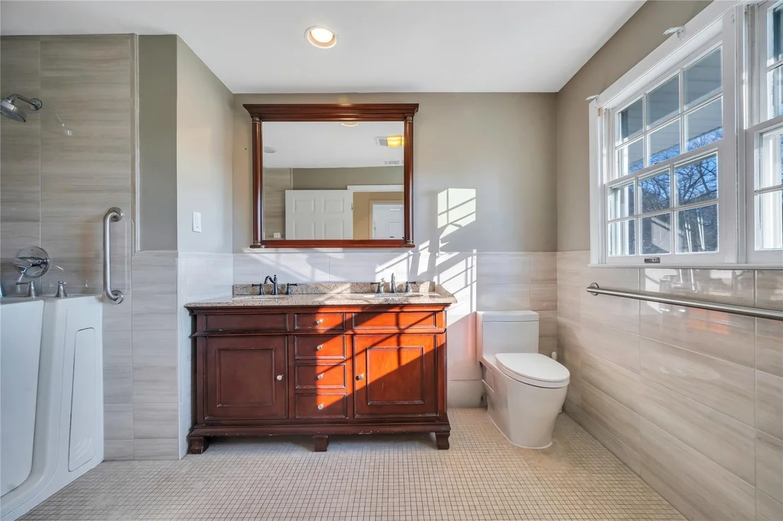 Photo of 76 Hemlock Road