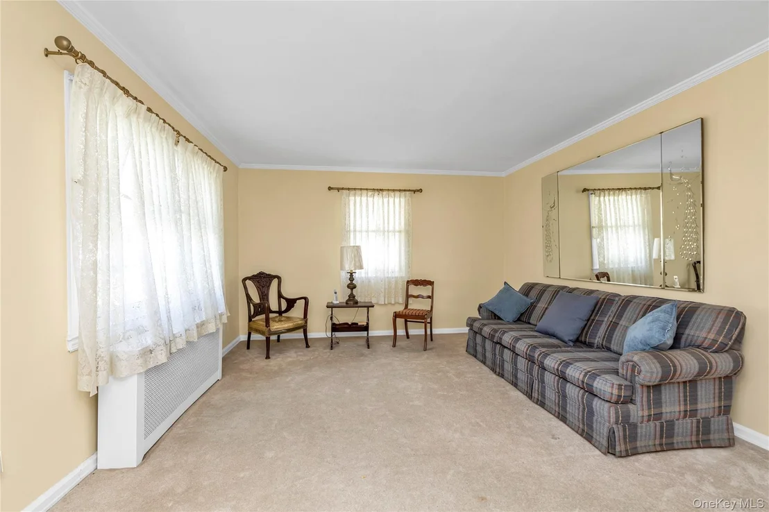Photo of 107 Aster Drive