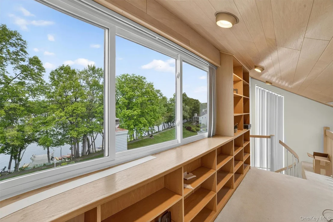 Photo of 41 Waterside Close