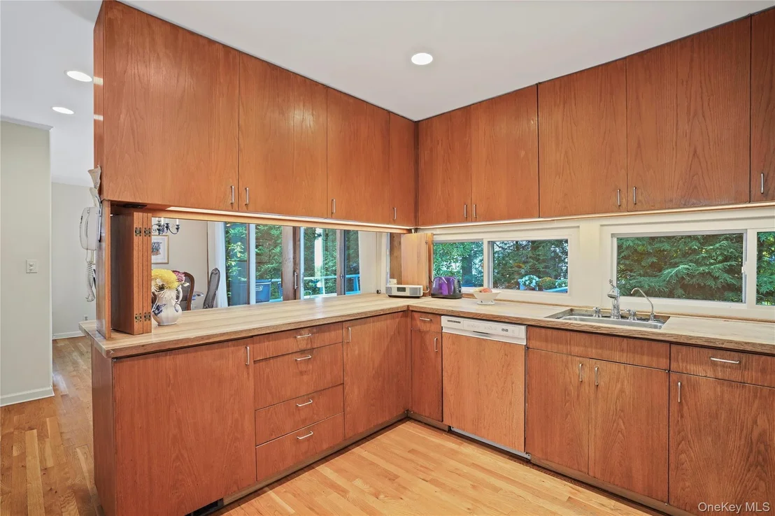 Photo of 7 Lookout Place