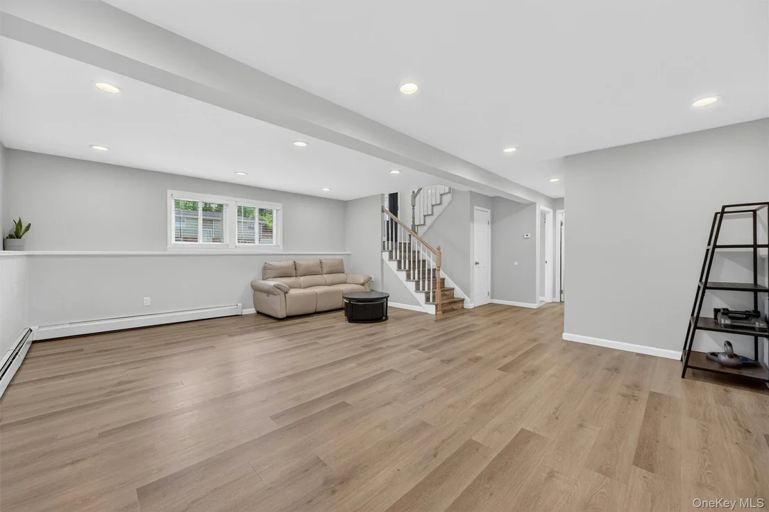 Photo of 10 Tanglewood Drive
