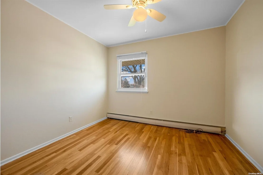 Photo of 11 Gehrig Street