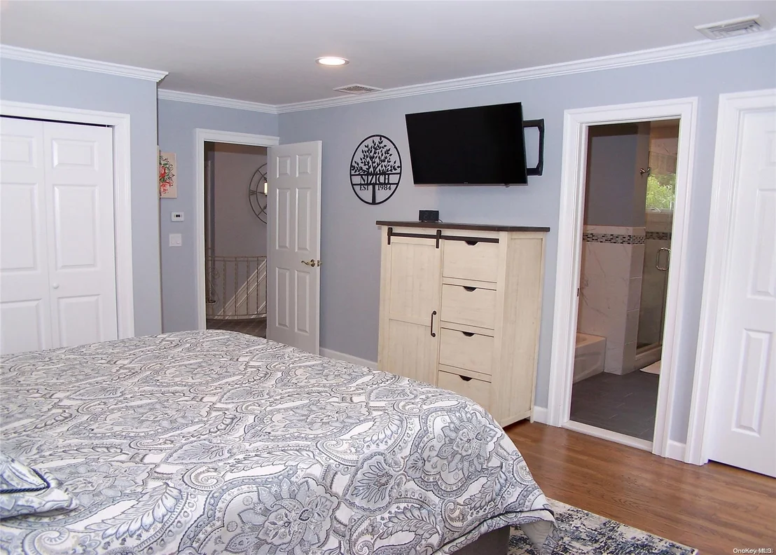 Photo of 6 Woodview Drive