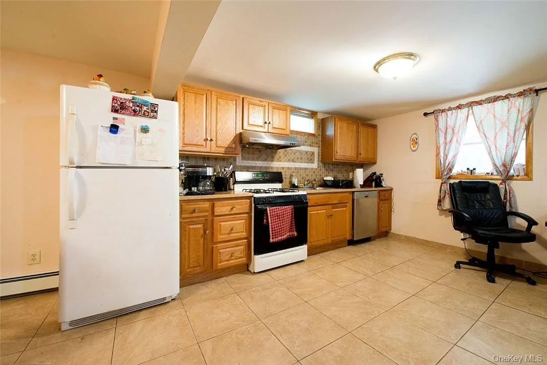 Photo of 114 Levine Road