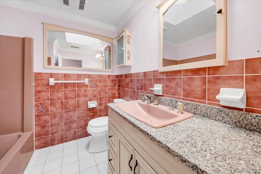 Photo of 747 Milltown Road
