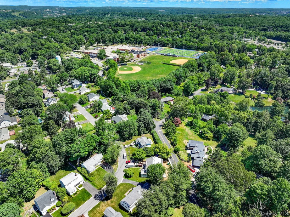 Photo of 11 Overlook Road