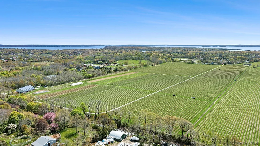 Photo of 46975 Main Road